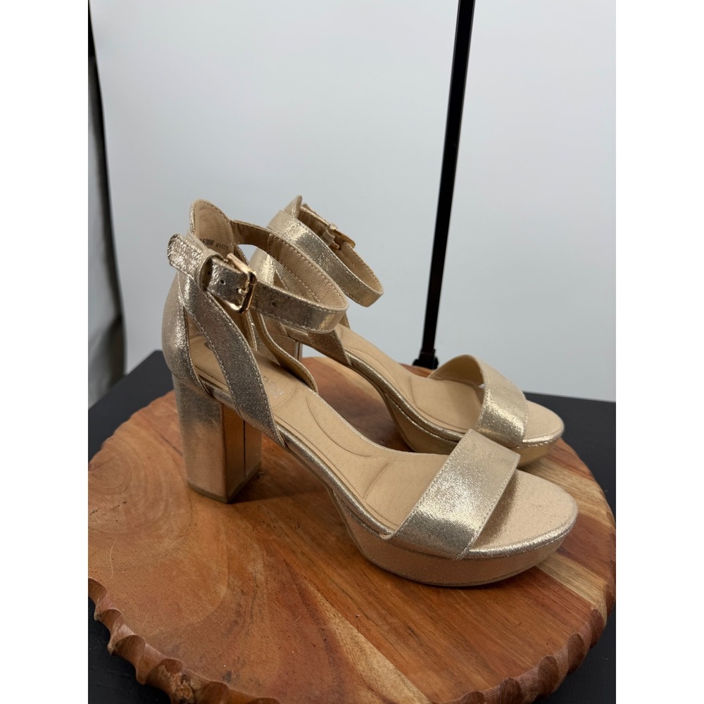 CL by Laundry Gasp Platform Sandal Womens 7.5W Gold Metallic Block Heel GASP002W